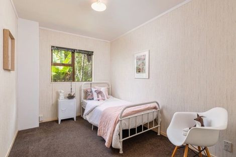 Photo of property in 56 Tanekaha Road, Titirangi, Auckland, 0604