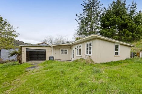 Photo of property in 568 Morea Road, Ararata, Hawera, 4674