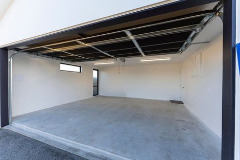 Photo of property in 39 Mehrtens Crescent, Woodend, 7691