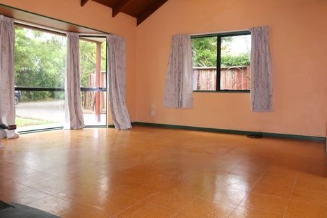 Photo of property in 64 Summerhill Drive, Fitzherbert, Palmerston North, 4410