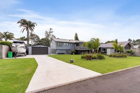 Photo of property in 65 Tangiteroria Lane, Pauanui, Hikuai, 3579