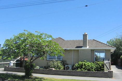 Photo of property in 3 Dymock Place, Bishopdale, Christchurch, 8053