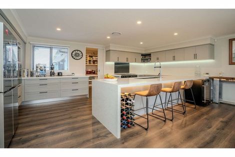 Photo of property in 1 Fernbird Grove, Kerikeri, 0294