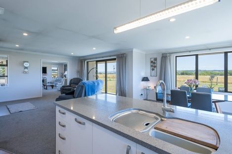 Photo of property in 38 Clover Road West, Hope, Brightwater, 7091