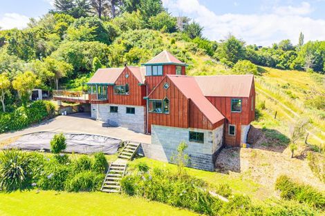 Photo of property in 8 Wairere Road, Bastia Hill, Whanganui, 4500