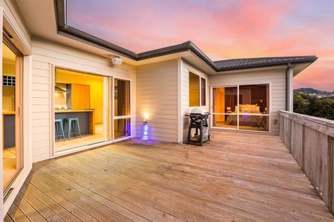 Photo of property in 20 Astronomer Place, Whitby, Porirua, 5024