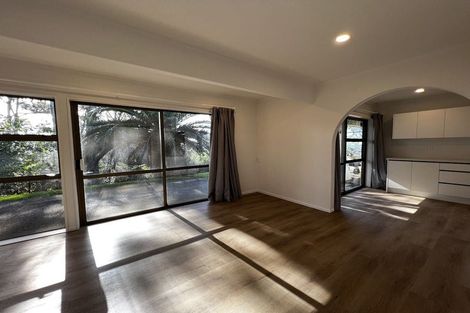 Photo of property in 4 Dalmeny Close, Murrays Bay, Auckland, 0630