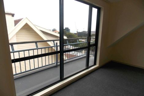 Photo of property in 14a Barton Terrace, Thorndon, Wellington, 6011