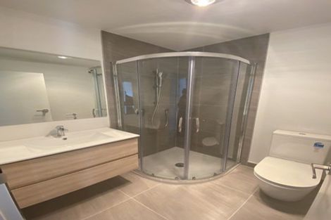 Photo of property in 2/39 Renata Crescent, Te Atatu Peninsula, Auckland, 0610