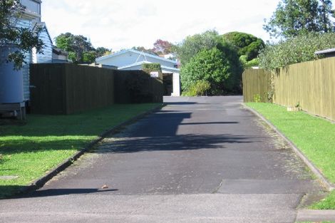 Photo of property in 1/54 Millen Avenue, Pakuranga, Auckland, 2010
