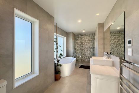 Photo of property in 42 Takurua Terrace, Orewa, 0931