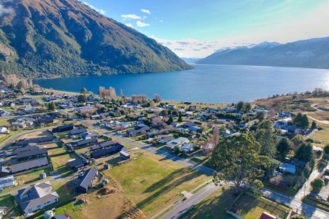 Photo of property in Lakefield Estate, 4 Stradbroke Way, Kingston, 9793