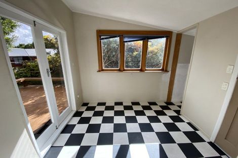 Photo of property in 179 Featherston Street, Palmerston North, 4410