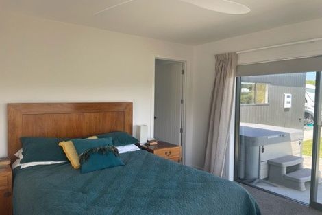 Photo of property in 11 Hancock Grove, Mangawhai, 0573