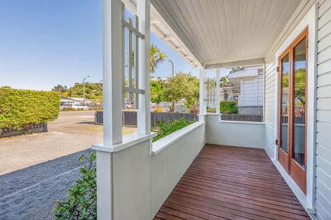Photo of property in 5 Georges Drive, Napier South, Napier, 4110