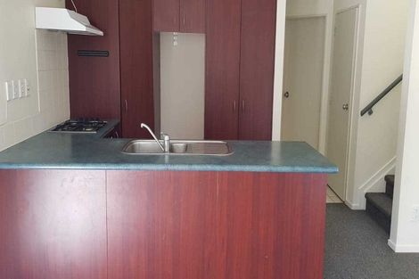 Photo of property in 4/3 Orwell Road, Greenhithe, Auckland, 0632