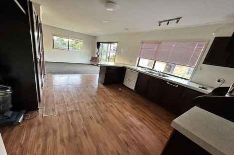 Photo of property in 10 Richard Avenue, Bucklands Beach, Auckland, 2014