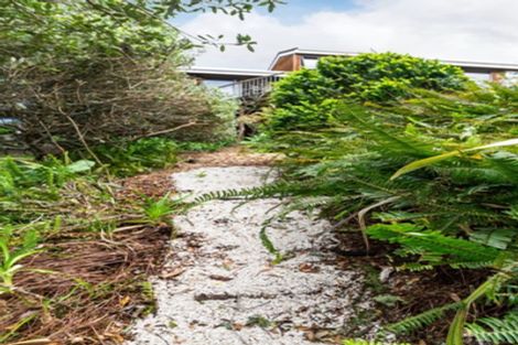 Photo of property in 3 Lea Place, Stanmore Bay, Whangaparaoa, 0932