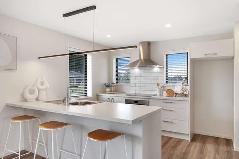 Photo of property in 31 Kingfisher Avenue, Amberley, 7410