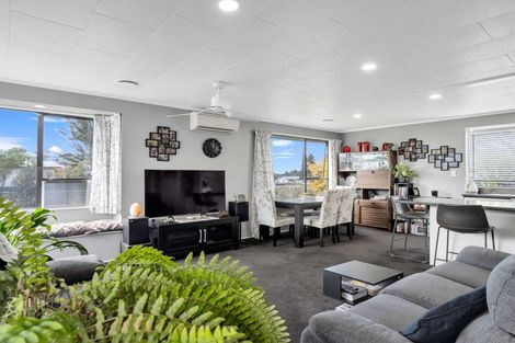 Photo of property in 7 Katterns Street, Katikati, 3129