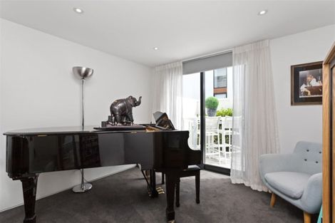 Photo of property in 26a Peterborough Street, Christchurch Central, Christchurch, 8013