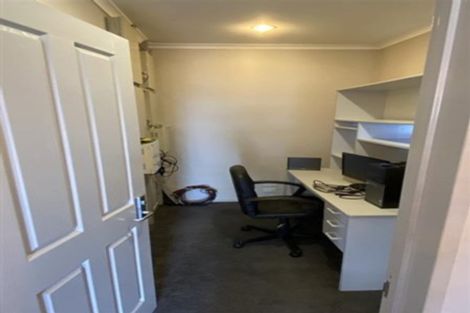 Photo of property in 12 Pah Road, Papatoetoe, Auckland, 2025