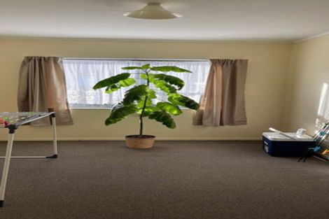 Photo of property in 8a Kentwood Drive, Woodridge, Wellington, 6037