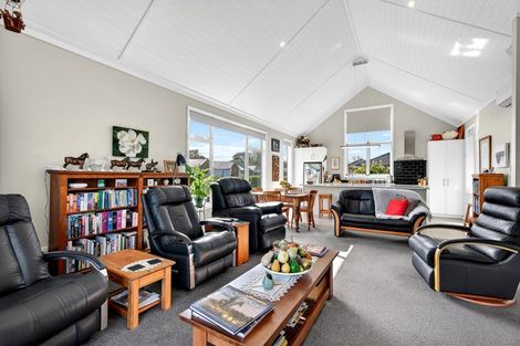 Photo of property in 13 Tarata Grove, Lansdowne, Masterton, 5810