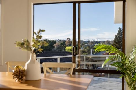 Photo of property in 24 Otumoetai Road, Judea, Tauranga, 3110