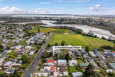 Photo of property in 97 Archibald Road, Kelston, Auckland, 0602