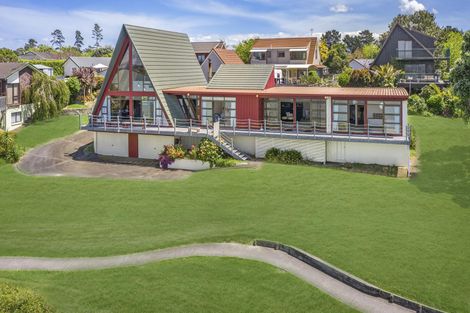 Photo of property in 54 Carnoustie Drive, Wattle Downs, Auckland, 2103