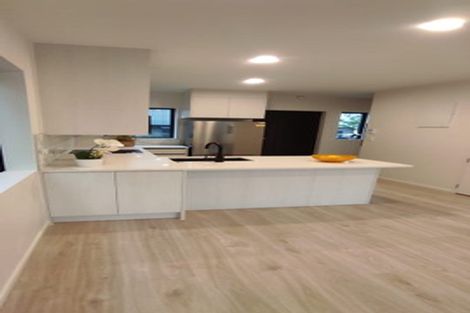 Photo of property in 18 Toanga Place, Mount Wellington, Auckland, 1062