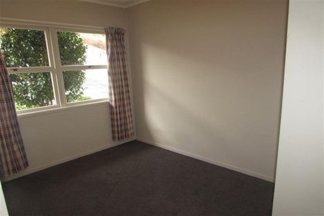 Photo of property in 4/649 Beach Road, Rothesay Bay, Auckland, 0630