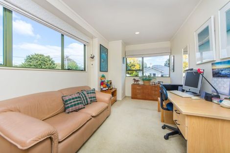 Photo of property in 63a Princes Street, Northcote Point, Auckland, 0627