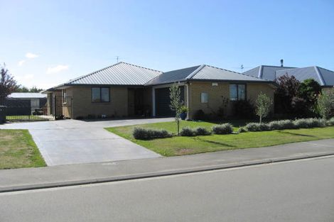 Photo of property in 39 Bronte Way, Rolleston, 7614