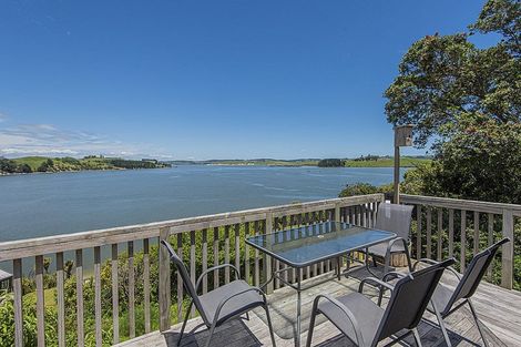 Photo of property in 2 High Street, Pahi, Paparoa, 0571