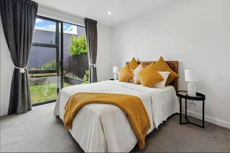 Photo of property in 1 Regiment Road, Papakura, 2110