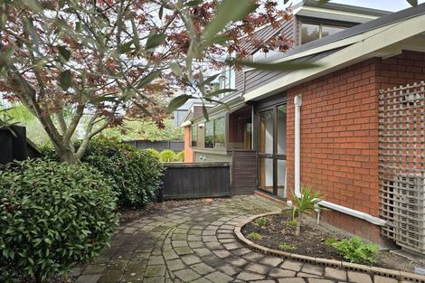 Photo of property in 8a Ludecke Place, Sockburn, Christchurch, 8042