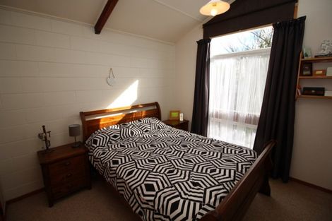 Photo of property in 12 Totara Street, Marton, 4710