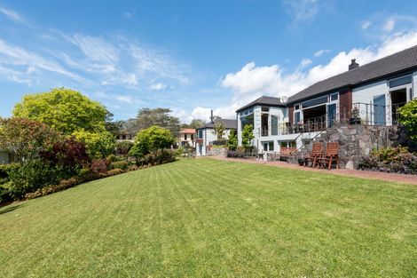 Photo of property in 30 Paparoa Road, Cockle Bay, Auckland, 2014