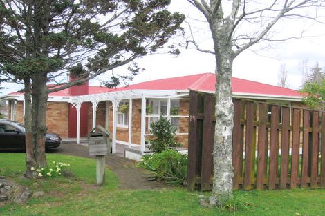Photo of property in 19 Glenn Terrace, Otumoetai, Tauranga, 3110