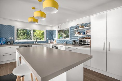 Photo of property in 35 Adams Road, Thornton Bay, Thames, 3575