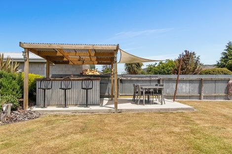 Photo of property in 10 Studholme Street, Waimate, 7924
