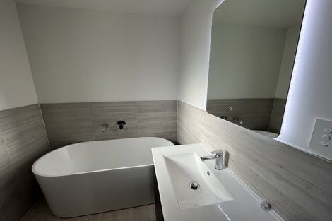 Photo of property in 9/535 Swanson Road, Ranui, Auckland, 0612