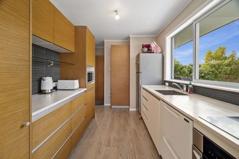 Photo of property in 11 Alberta Street, Acacia Bay, Taupo, 3330