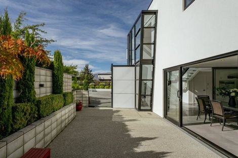 Photo of property in 47 Forest Heights, Wanaka, 9305