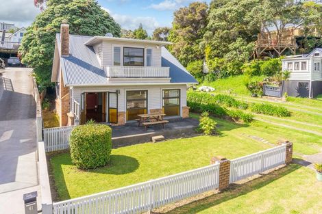Photo of property in 39 Rose Street, Raglan, 3225