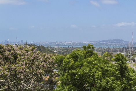 Photo of property in 62 Garton Drive, Massey, Auckland, 0614