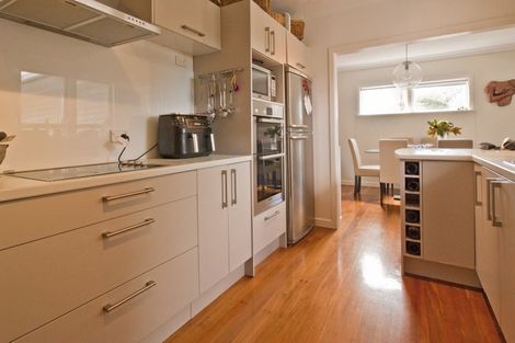 Photo of property in 53 Hutchinsons Road, Bucklands Beach, Auckland, 2014