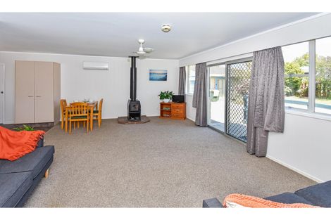 Photo of property in 1/576a Weymouth Road, Weymouth, Auckland, 2103